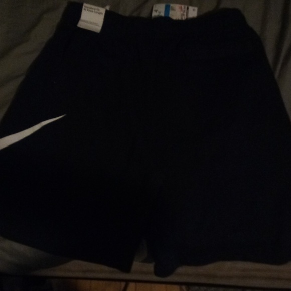 Nike pant - Picture 2 of 3